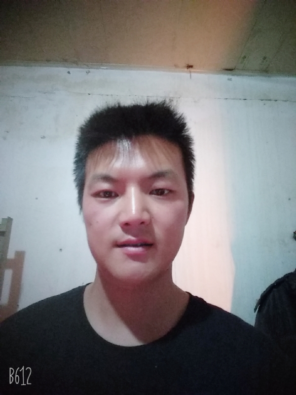 风轻云淡的第一张照片--禄丰交友中心
